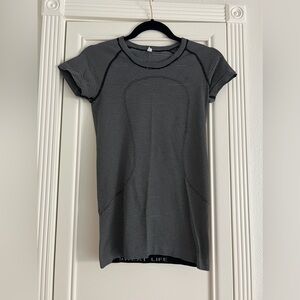 LULULEMON SWIFTLY TECH SHORT SLEEVED SHIRT